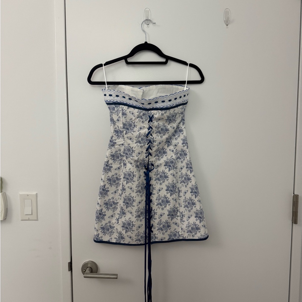 With Jean Sabrin Dress in Toile Papillon - Picture 5 of 6